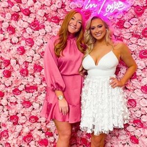 Mini VICI hot pink dress